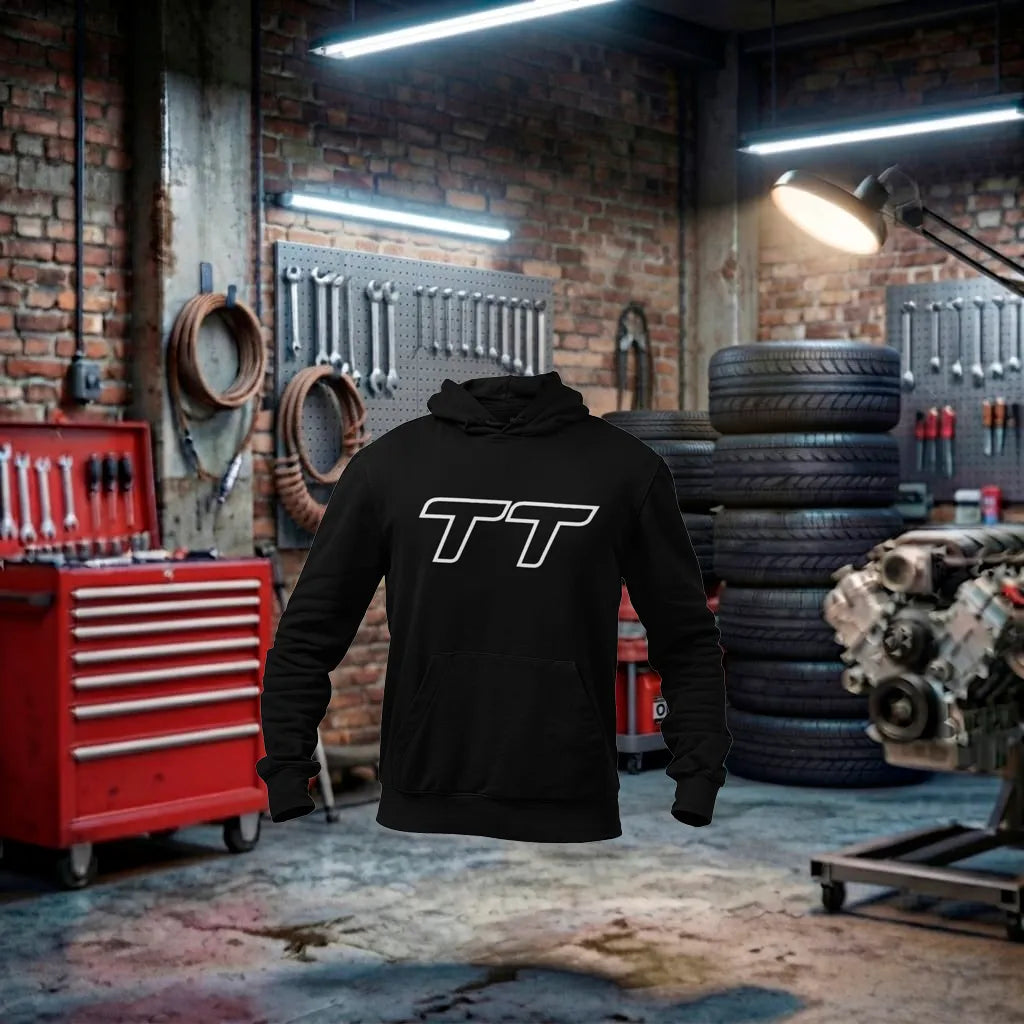 Moletom Audi TT Performance Hoodie unissex preto, feito à mão, com detalhes de design esportivo e logotipo da marca Audi.