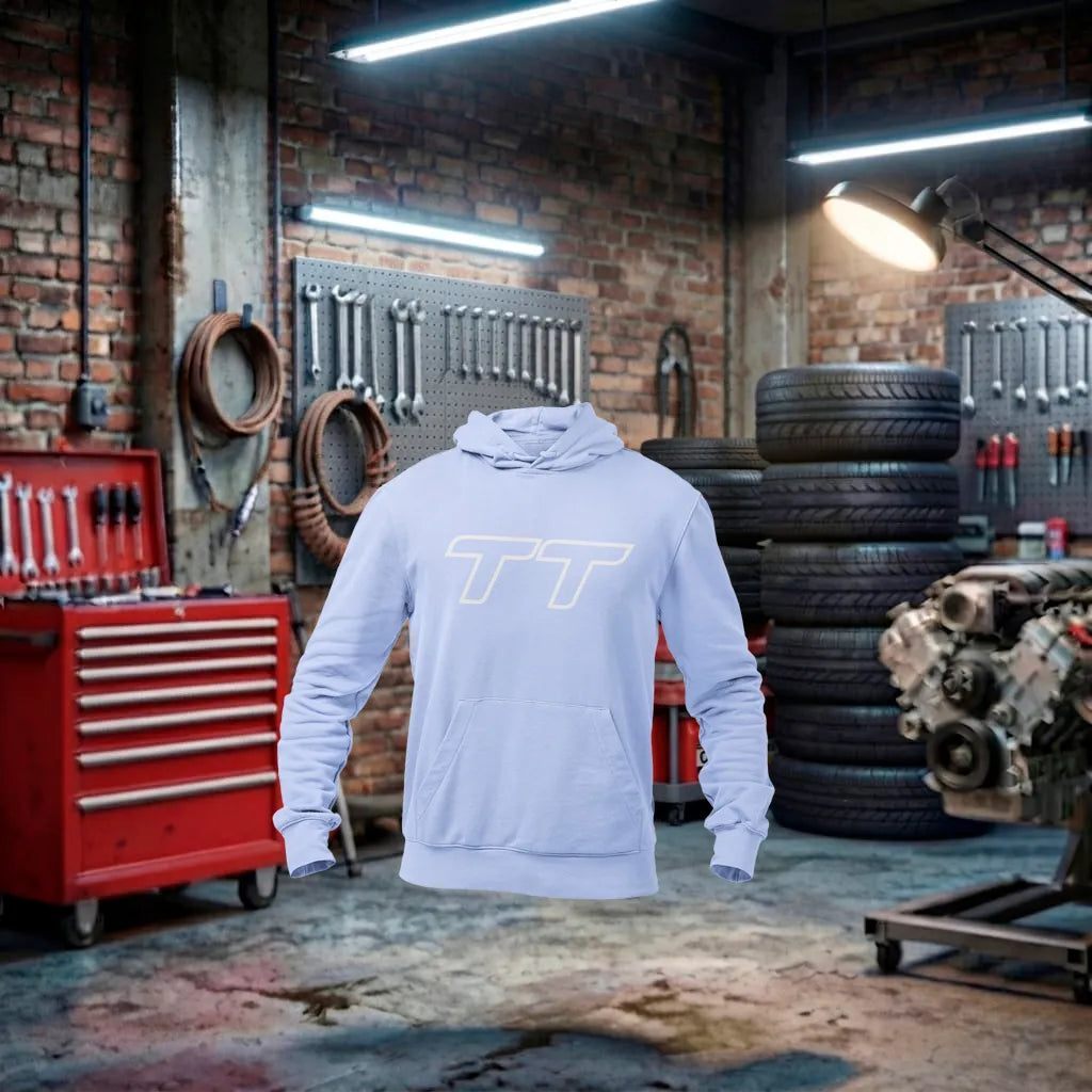 Moletom unissex Audi TT Performance Hoodie feito à mão, com design inspirado em automóveis esportivos, em tom azul claro.