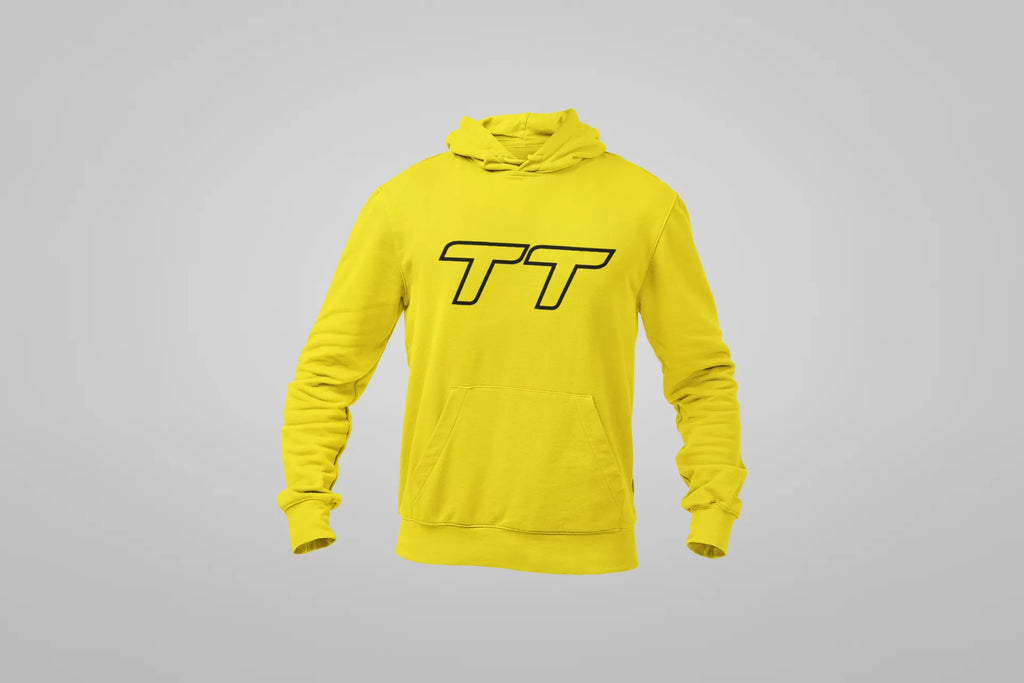 Moletom unissex Audi TT Performance Hoodie em amarelo, com detalhes de design automotivo e logotipo da marca Audi.