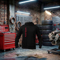 Moletom unissex Audi Sport Performance Hoodie preto, feito artesanalmente, com design esportivo e detalhes da marca Audi.