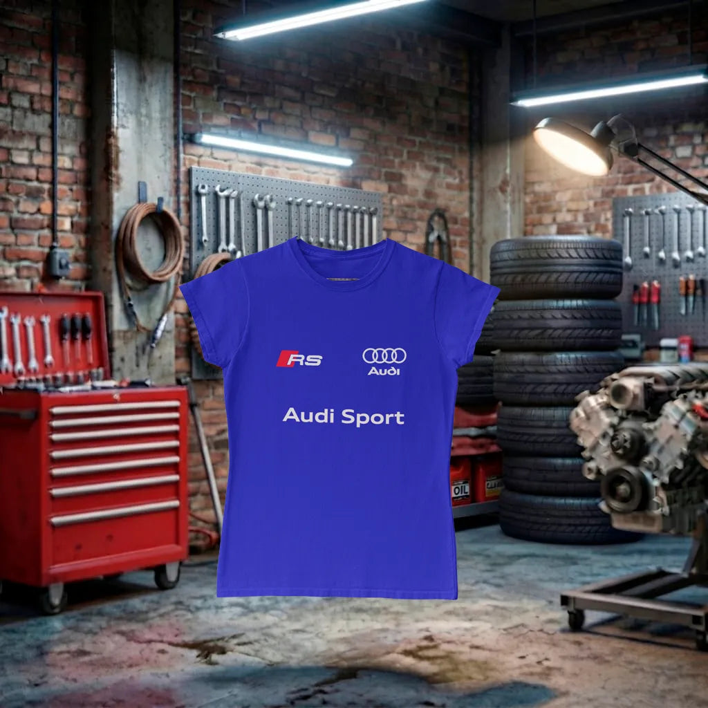 Camiseta azul Audi Sport Performance Lady feita à mão, com design esportivo para mulheres, em tecido confortável e de alta qualidade.